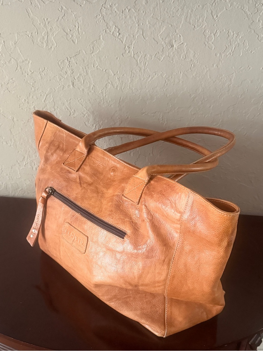 Bed Stu Distressed Dark Light Brown Large Leather Weekender Tote Pristine - Picture 7 of 9